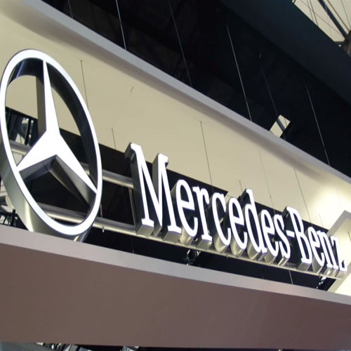 精品汽車發(fā)光標識（奔馳）